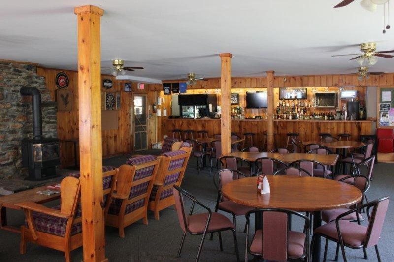 Minden Hills Red Umbrella Inn מראה חיצוני תמונה